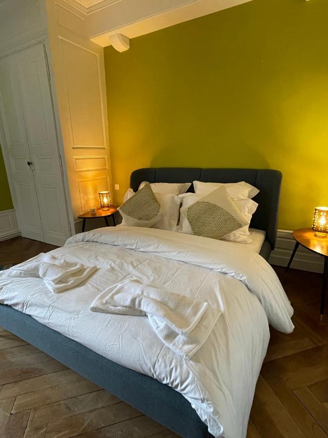 Appartements Au Chateau Ars Ars-sur-Formans Eksteriør bilde