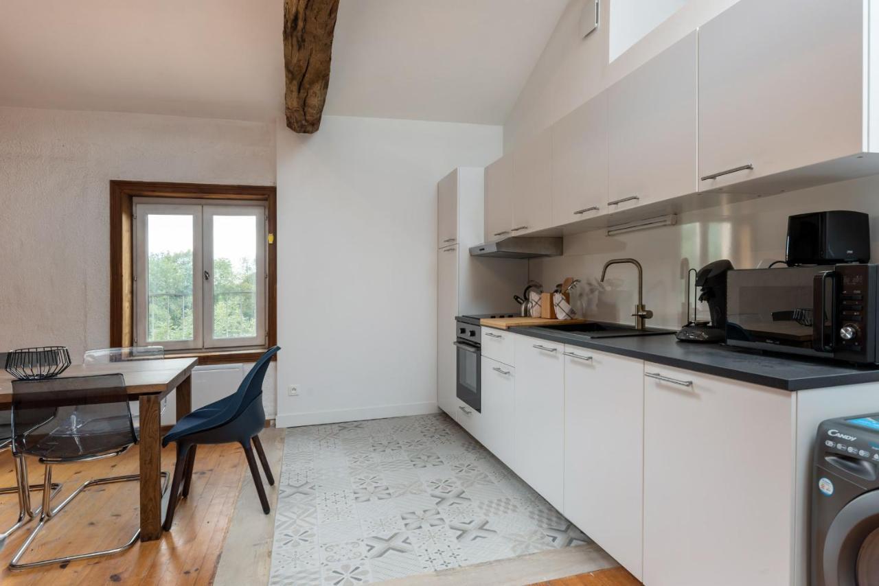 Appartements Au Chateau Ars Ars-sur-Formans Eksteriør bilde