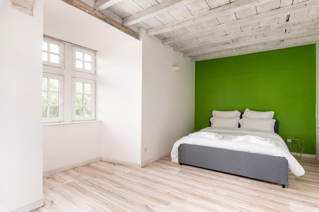 Appartements Au Chateau Ars Ars-sur-Formans Eksteriør bilde