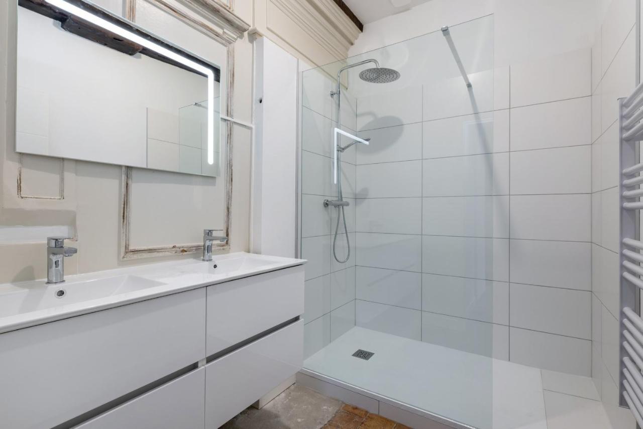 Appartements Au Chateau Ars Ars-sur-Formans Eksteriør bilde