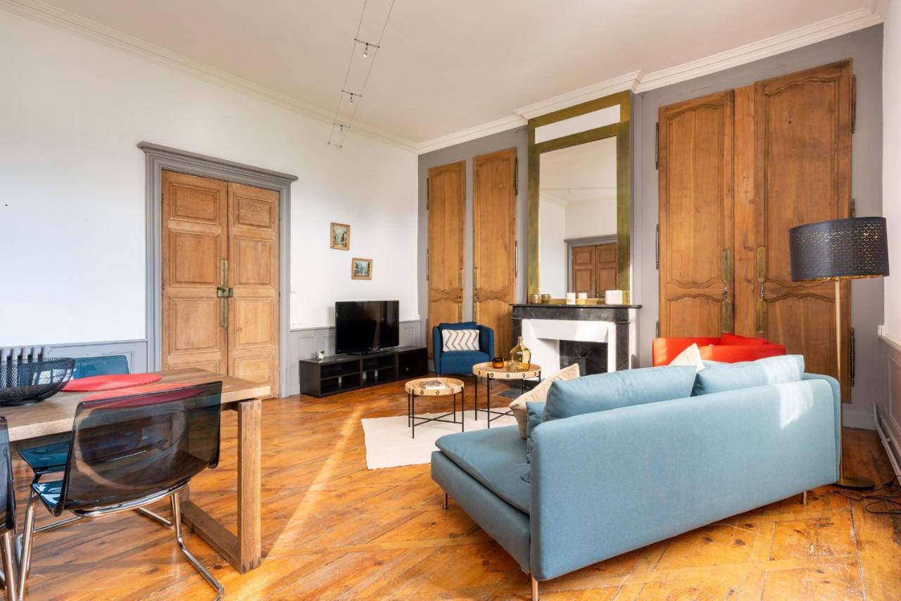 Appartements Au Chateau Ars Ars-sur-Formans Eksteriør bilde