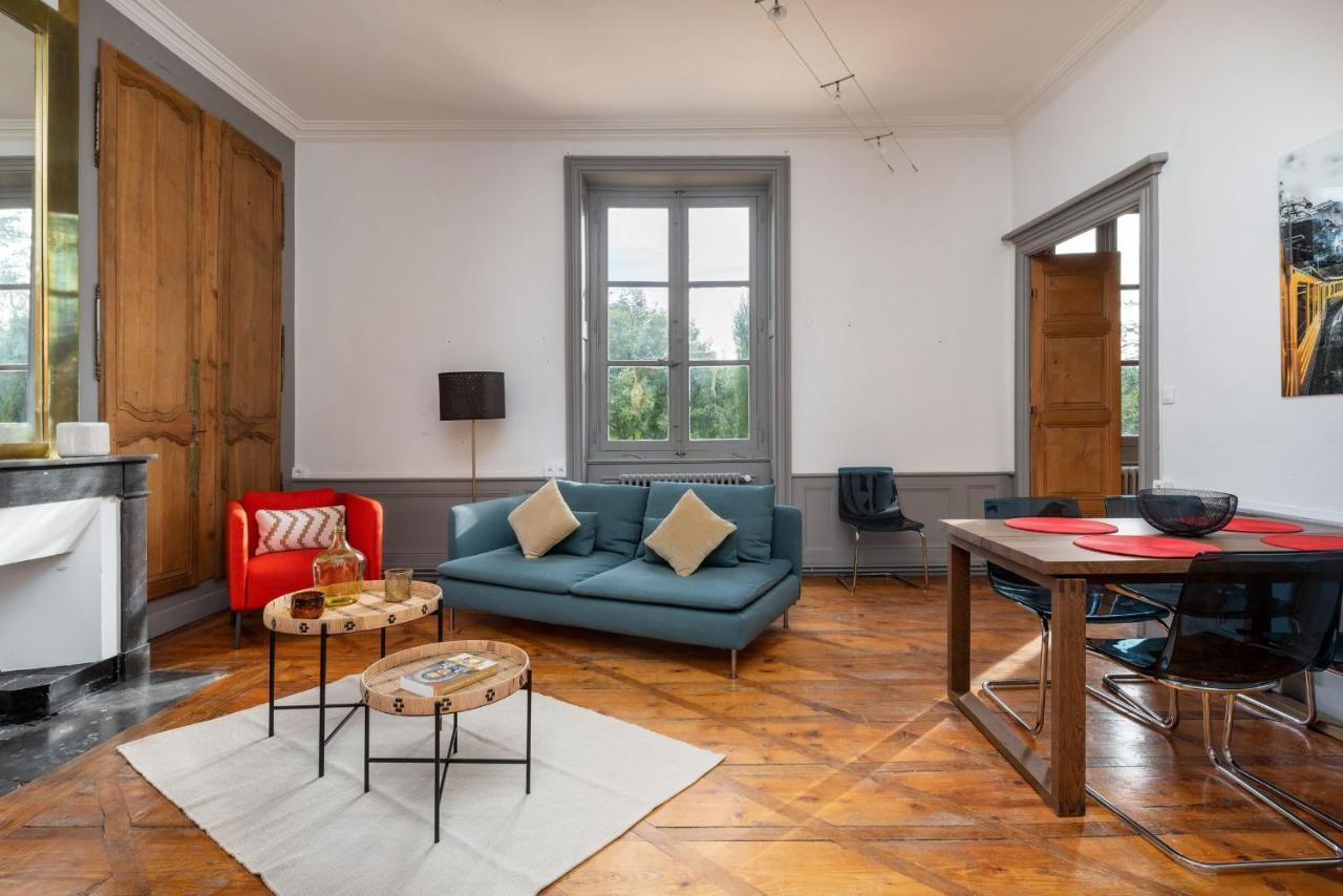Appartements Au Chateau Ars Ars-sur-Formans Eksteriør bilde