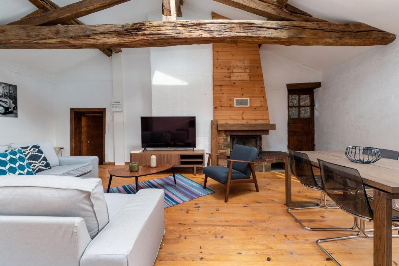 Appartements Au Chateau Ars Ars-sur-Formans Eksteriør bilde