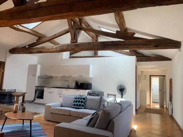 Appartements Au Chateau Ars Ars-sur-Formans Eksteriør bilde